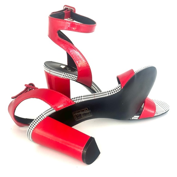 Exe Heel Sandals - Picture 2 of 9